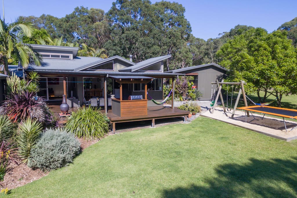 Main deck with BBQ and kids play area