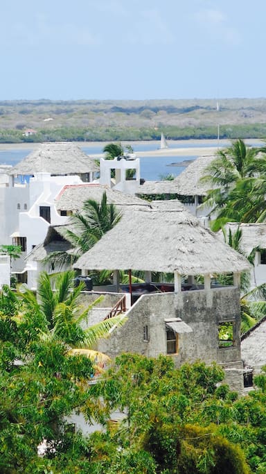 Madakani House - close to Shela Beach