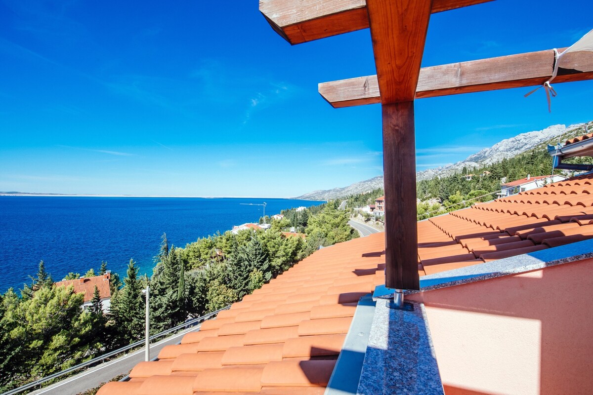 Seaview family apartment