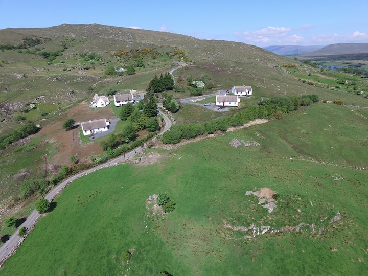 Connemara Thatched Cottage Cottages for Rent in Oughterard, Galway