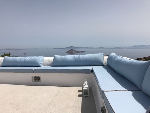 Real Athenians Patmos. Exquisite house in Chora