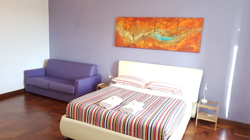 St Peter-Big apart in front of Dome gallery image 3