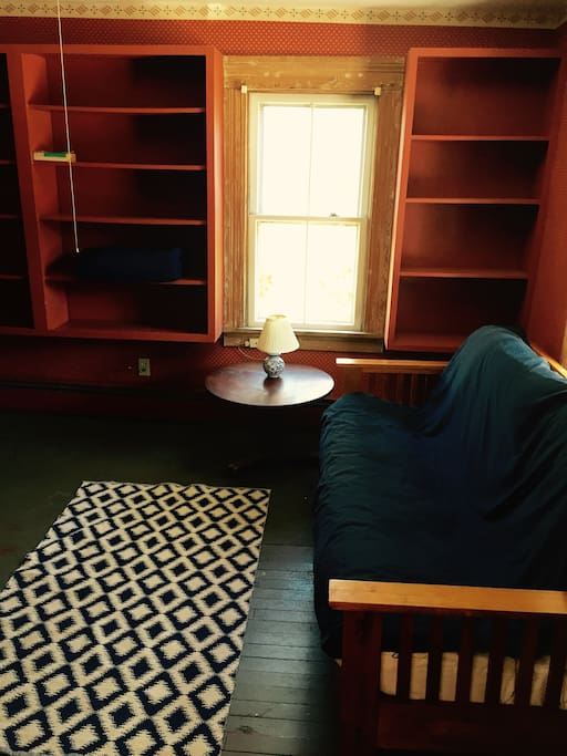 Study, tv room, bedroom. Fold out futon sleeps two comfortably