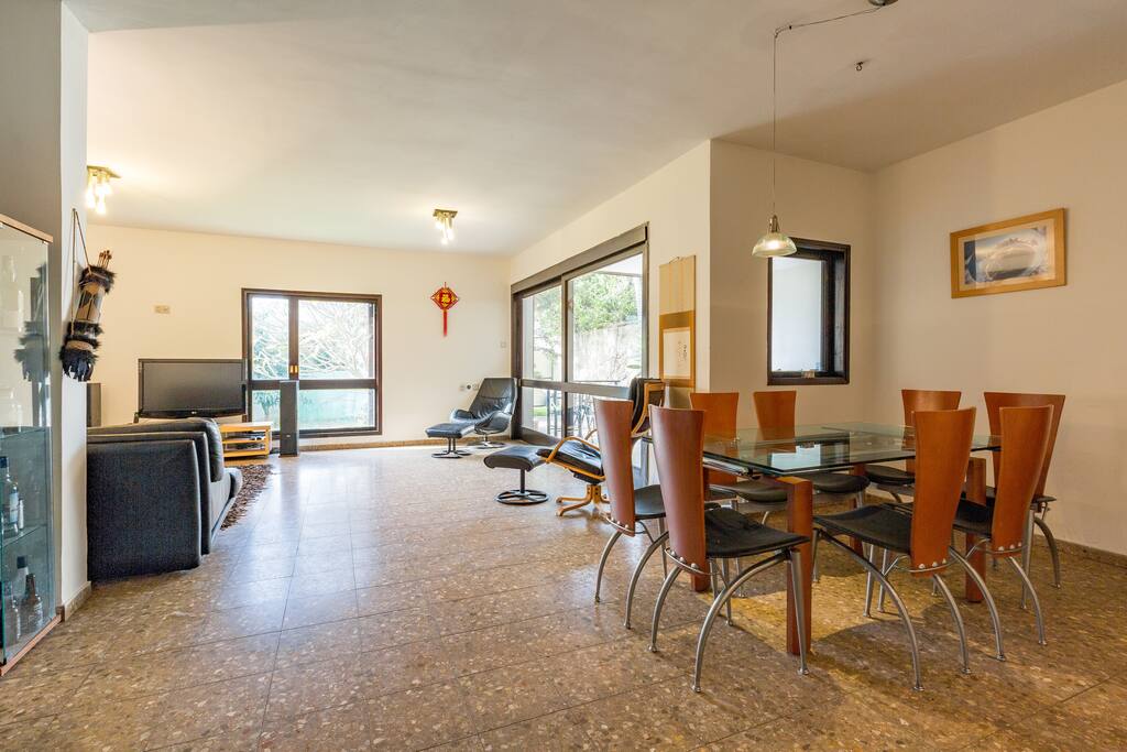 Dining Room & Exit to Back Yard