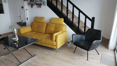 Top performing Airbnb: Charm and zen, exceptional harbor views in Granville