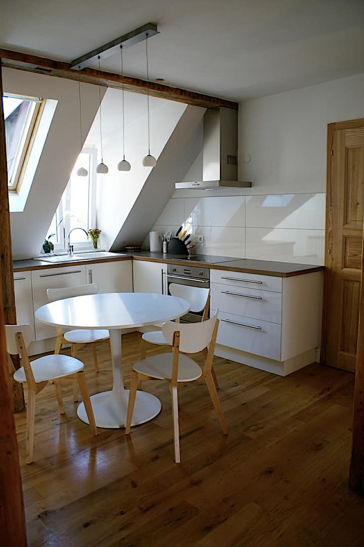 charming apartment well located