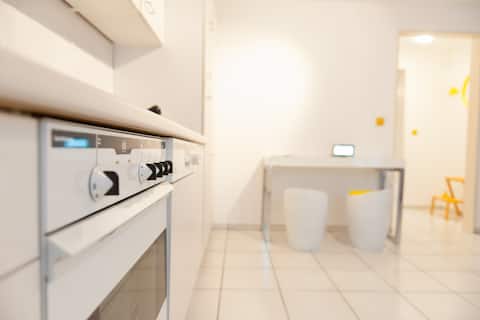Top Airbnb: The yellow apartment in Augsburg