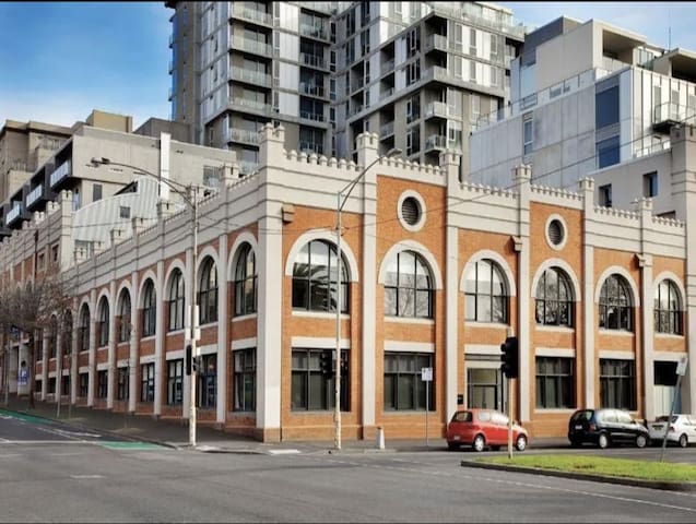 Excellent Apartment on City fringe