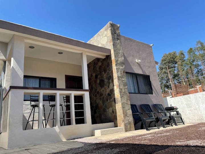 Cabin in front of Torre Del Valle de Guadalupe Tiny houses for Rent