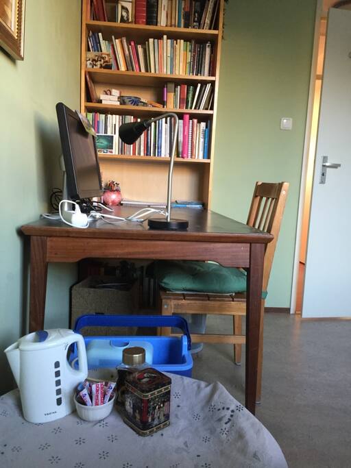 you can prepare coffee/tea in the room