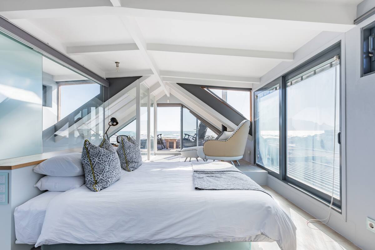 Hout Bay Vacation Rentals & Homes Hout Bay, Cape Town, South Africa