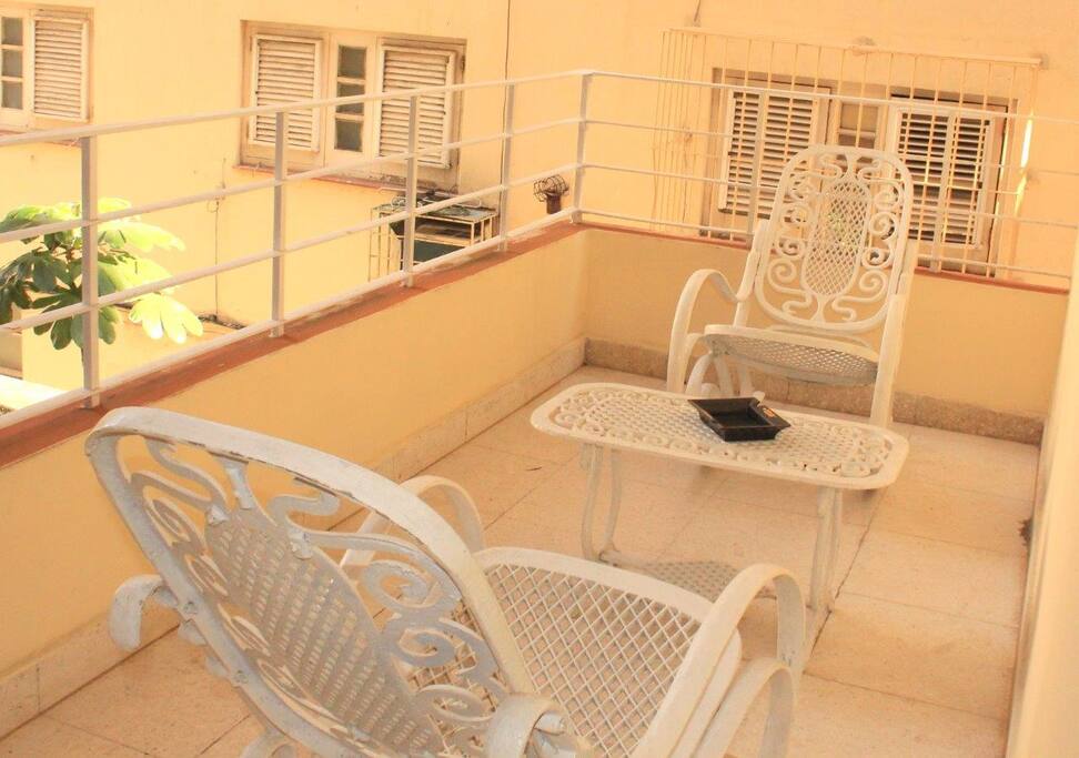 Other view of the balcony