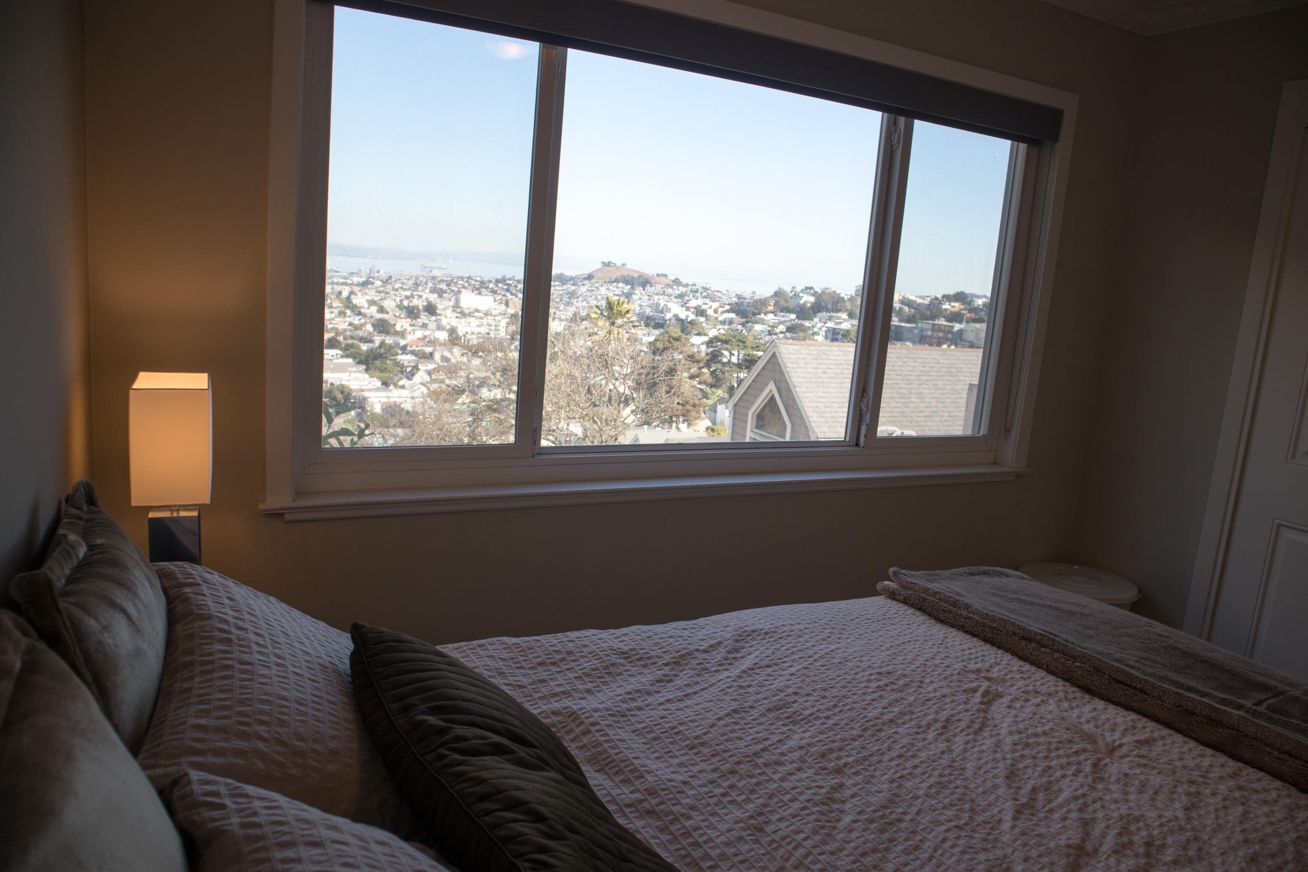Condo in San Francisco · ★4.94 · 3 bedrooms · 3 beds · 2 baths - Image 19