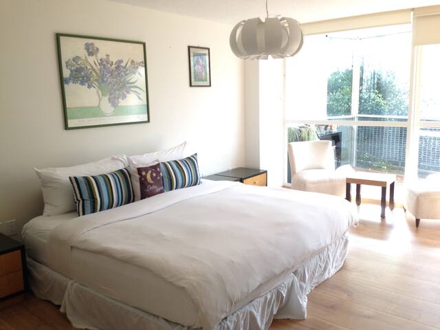 Light, Spacious and Trees View Apartment gallery image 4