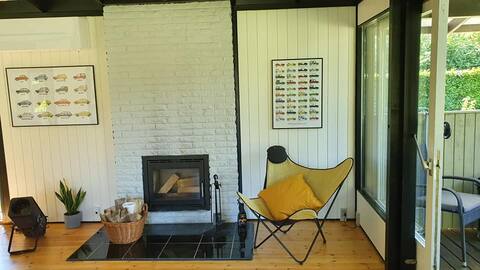 Top Airbnb: Cottage by small lake in Frederikssund