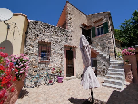 Home "Kokita" Finale Ligure near Mountain and Sea