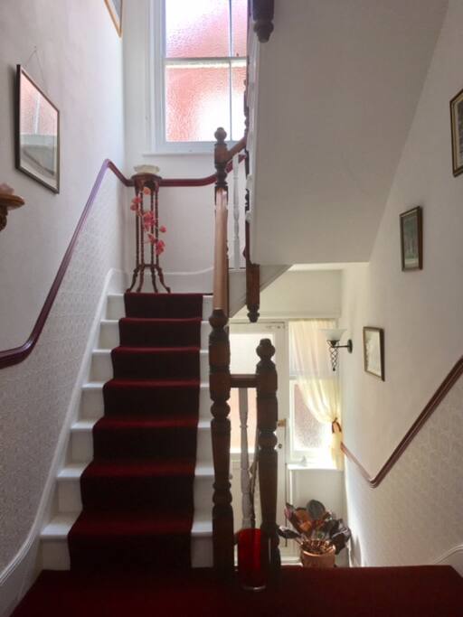 Leading to Third Floor