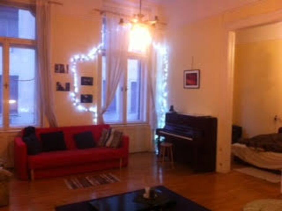 beautiful open-space living room, high ceilings, a lot of light. good vibes :)