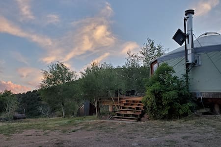 Mountain View Eco Yurt on Basalt Mountain