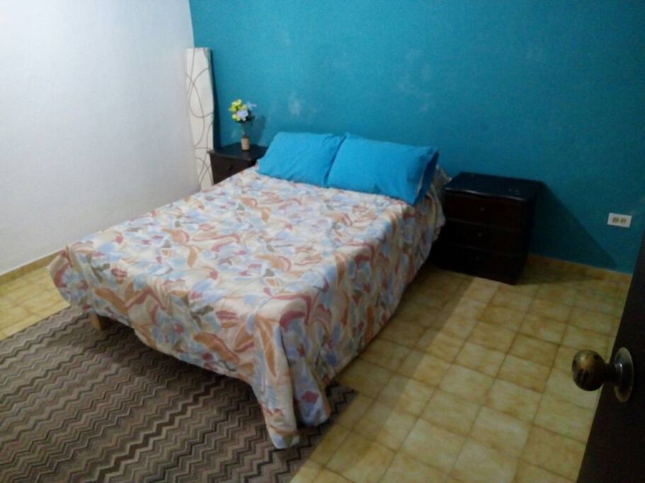 Habitaciòn con aire acondicionado