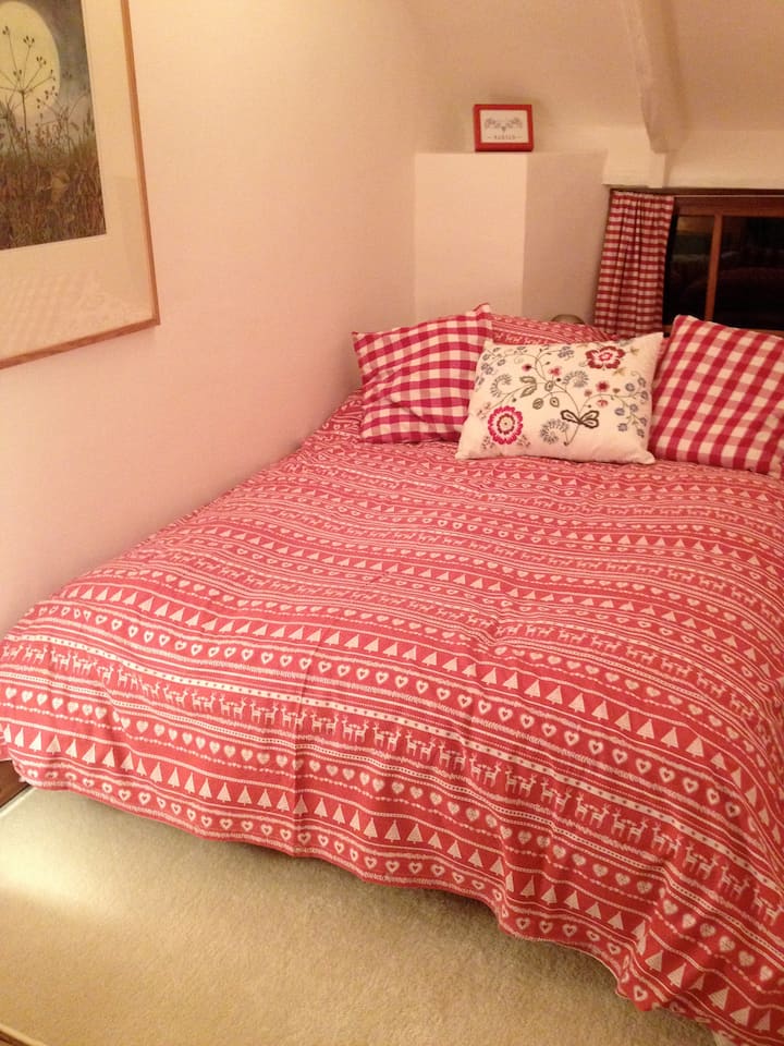 Christmas bedding and new white comfy  cosy carpet!

