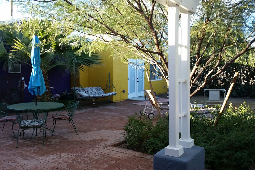 Cozy courtyard with private entrance to our guest house.