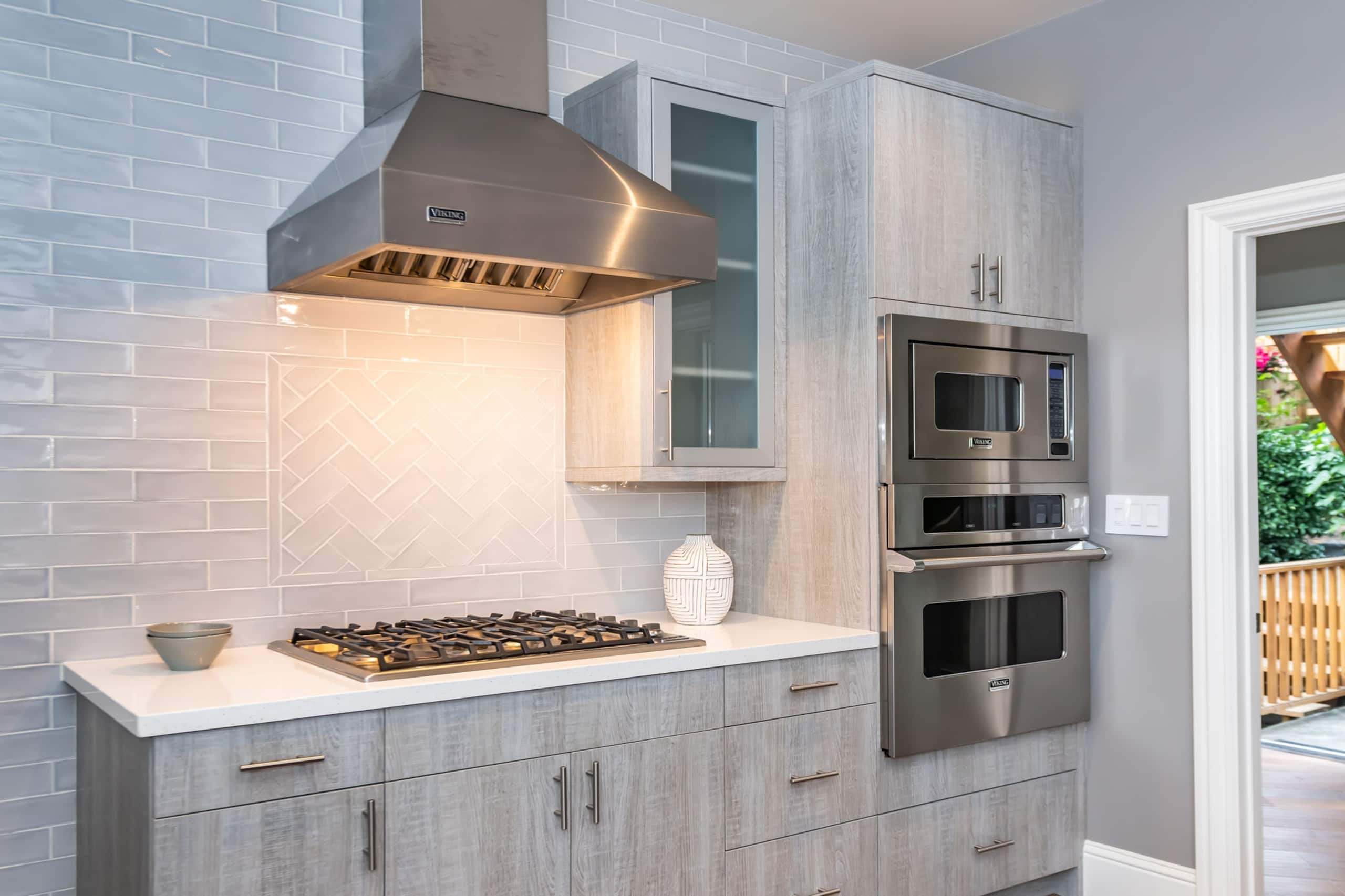 Home in San Francisco · ★4.99 · 2 bedrooms · 2 beds · 1 bath - Image 6