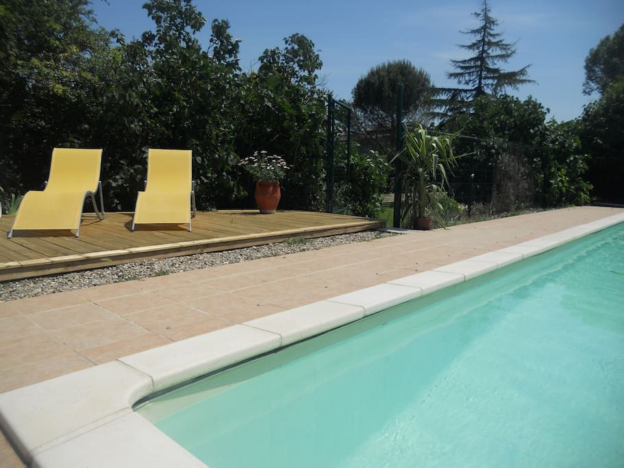 There is plenty of room round the pool