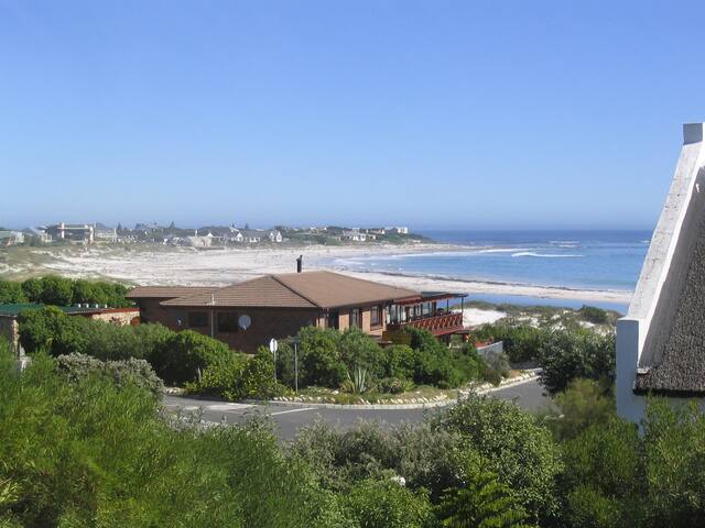 Ocean Cottage (at that point you can see!) gallery image 4