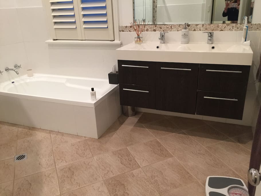 1st Bathroom- Double vanity, Bath, Shower & WC.