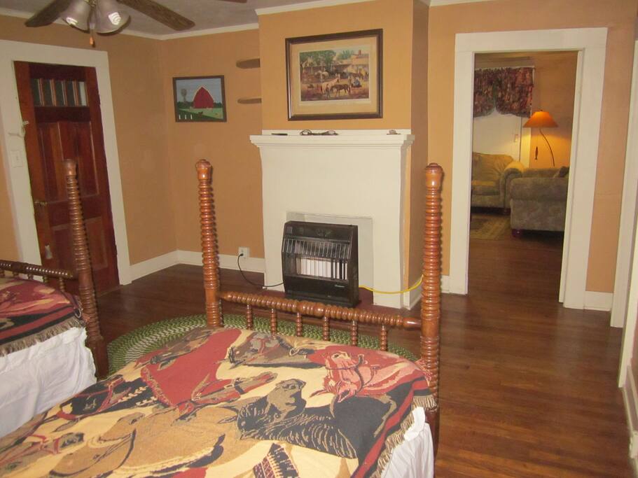 Horse themed bedroom with twin beds