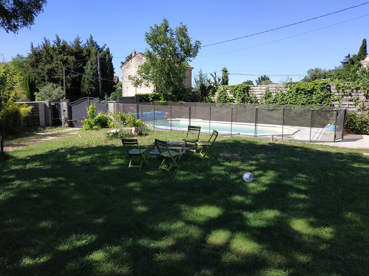 Maison Ombragée Avec Piscine Au Calme - Bédoin