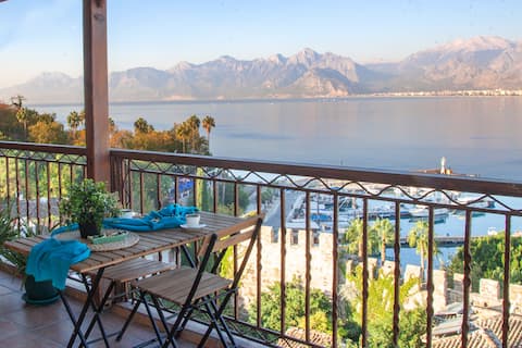 Sermest_Stanning Sea View Flat with Terrace