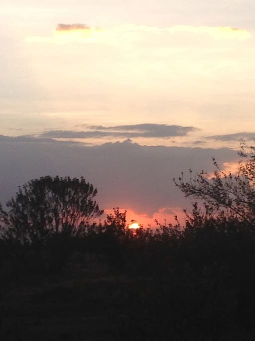 Sunset over the Avedares