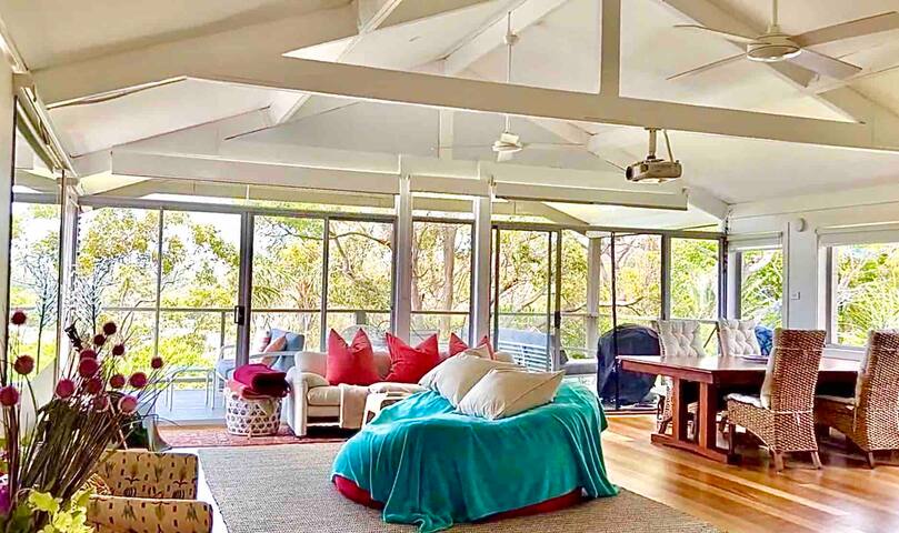 Vibrant Oceanview Treehouse! Gd4 Babies&Pets+Gym gallery image 3