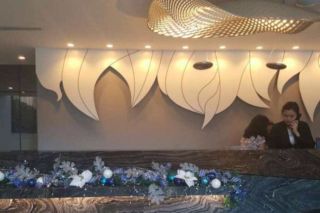 Reception desk