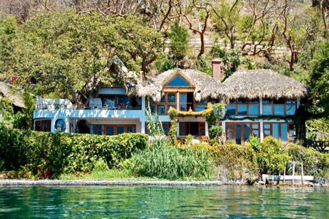 Casa Paloma - Lakefront - Waterfalls - Gardens