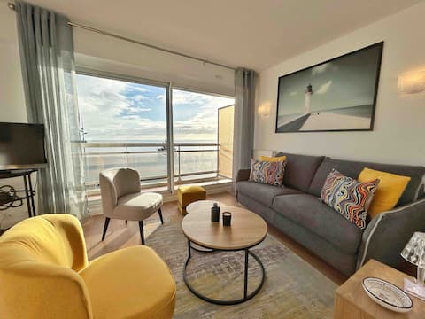 Top performing Airbnb: "L'ormeau" direct access to the beach and shops in Binic étables Sur Mer