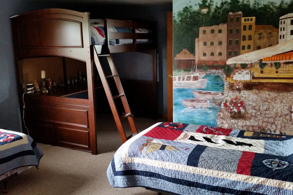 Lighthouse Room