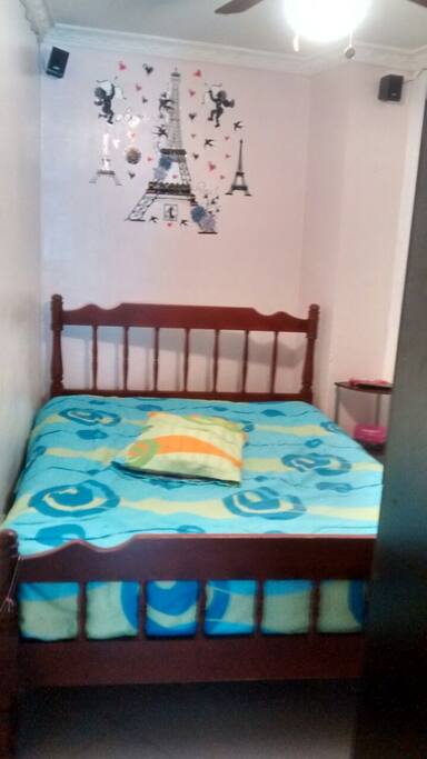 Cama matrimonial