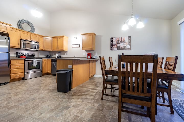 Airbnb West Fargo Vacation Rentals Places To Stay North
