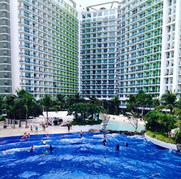 Wave pool..