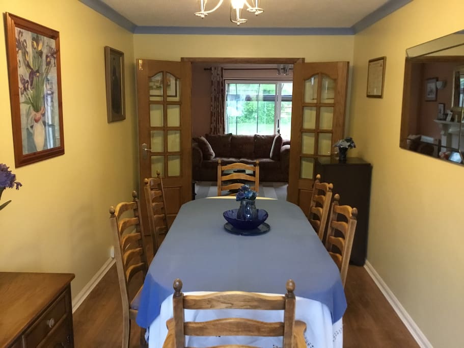 Dining Room looking into the lounge