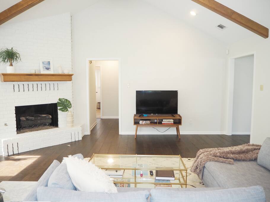 Family Room (Roku TV)