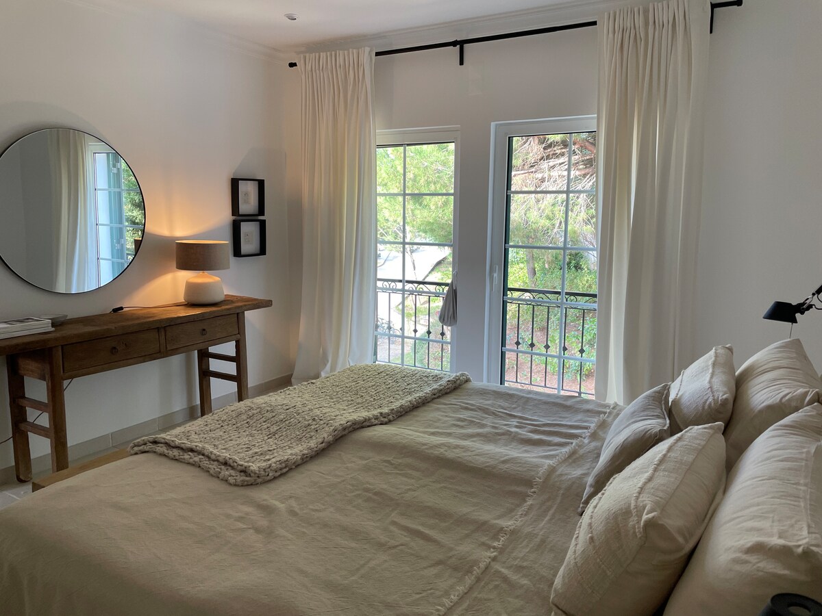 غرفة النوم 1