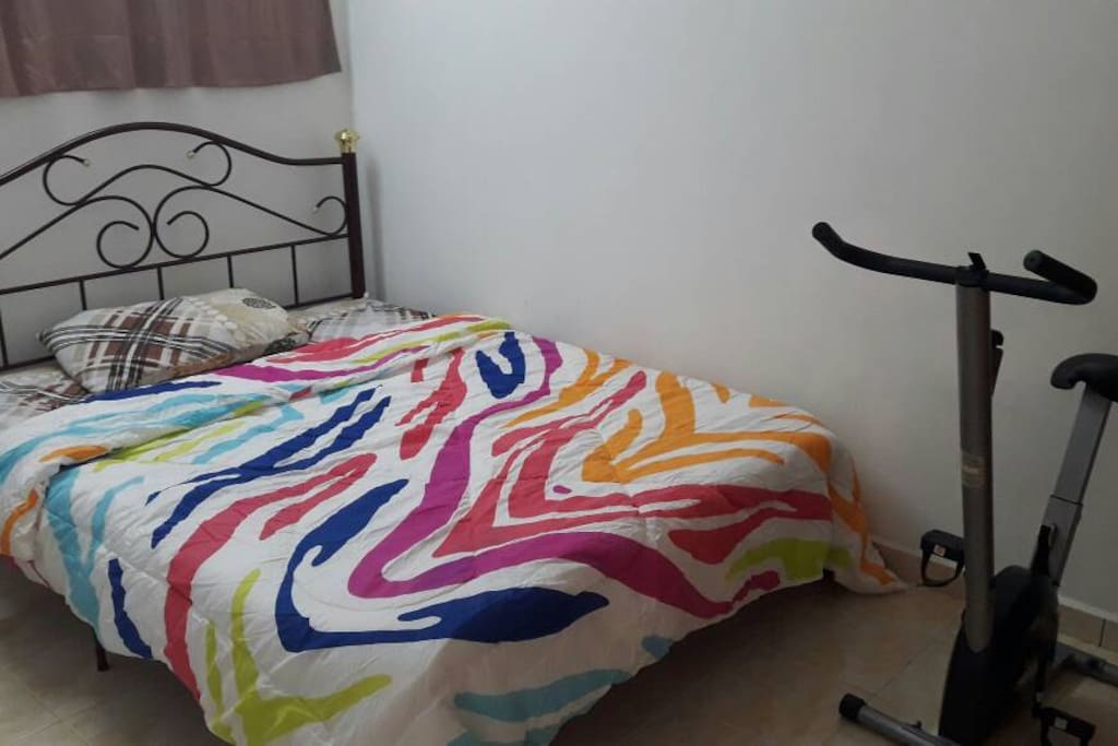 Room 3 + ceiling fan+wardrobe