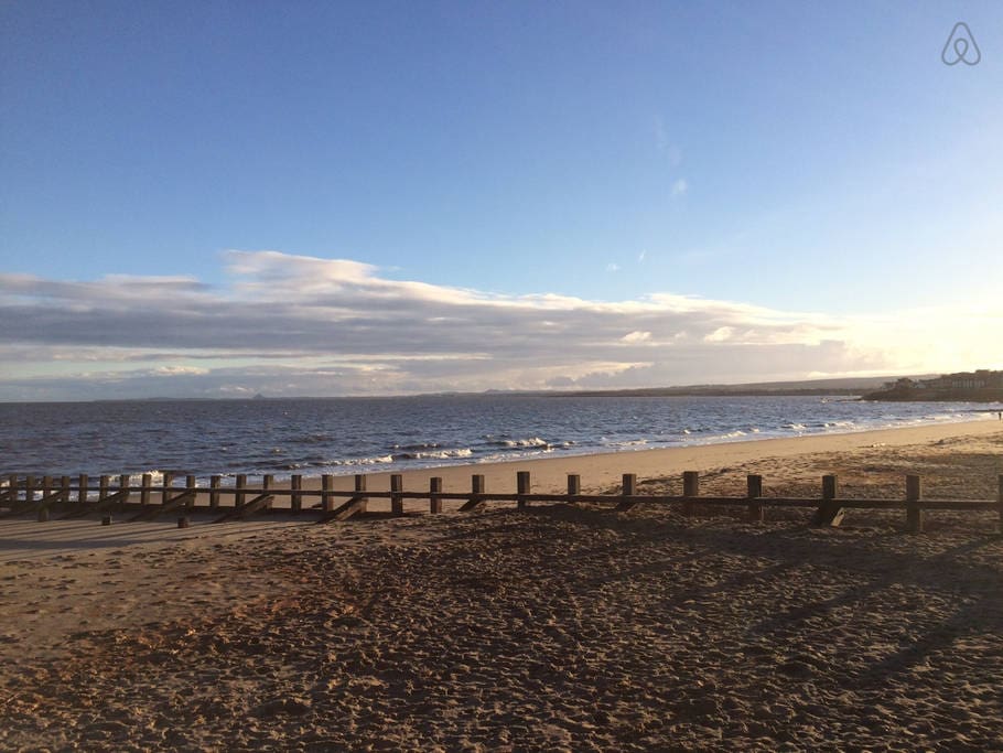 Beach (2 minute walk)
