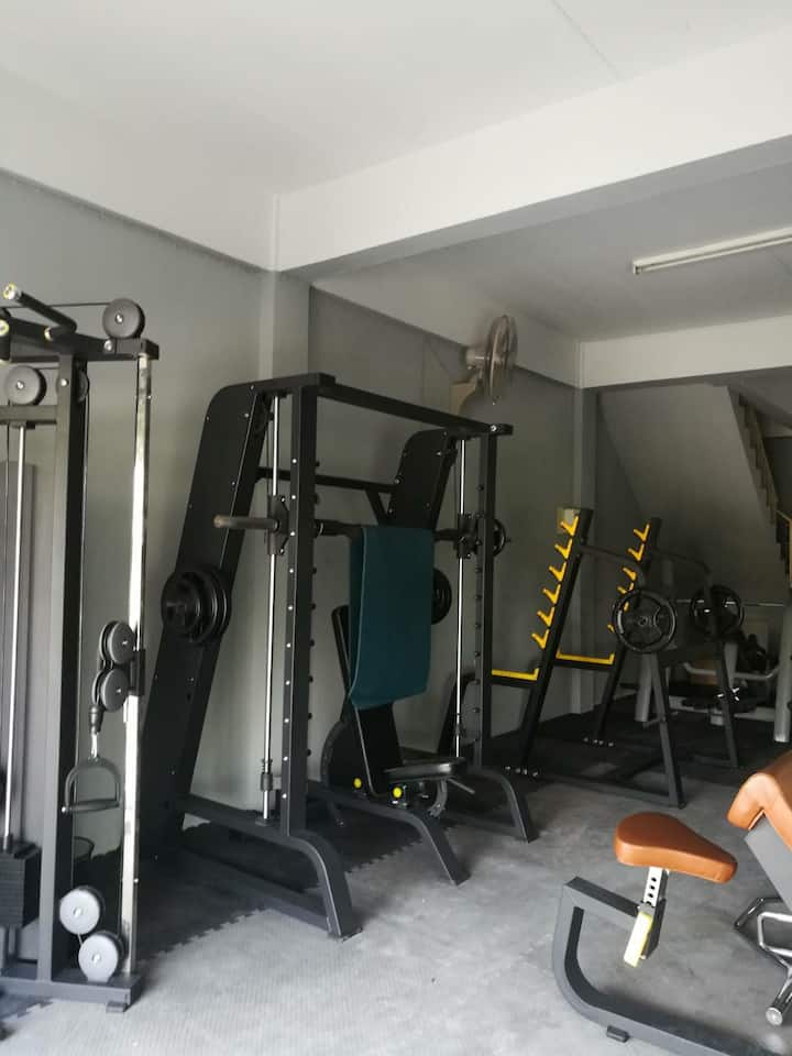 Train,  Eat, Relax, Healthy