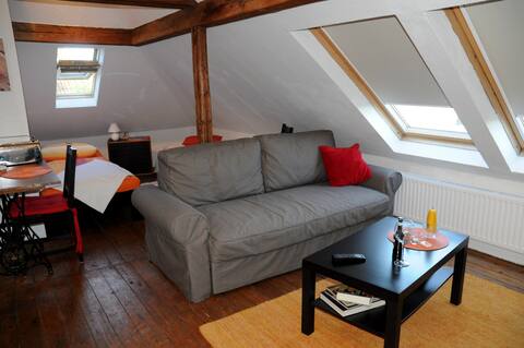 Beliebte Airbnb-Anzeige: Cozy Mediterranean Fair / Apartment Karin in Essen