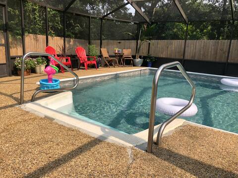 Private, Heated Pool in Quiet Midtown Area